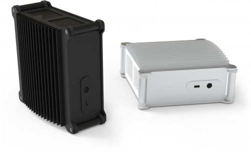 The DB1i Fanless can be orientated vertically or horizontally